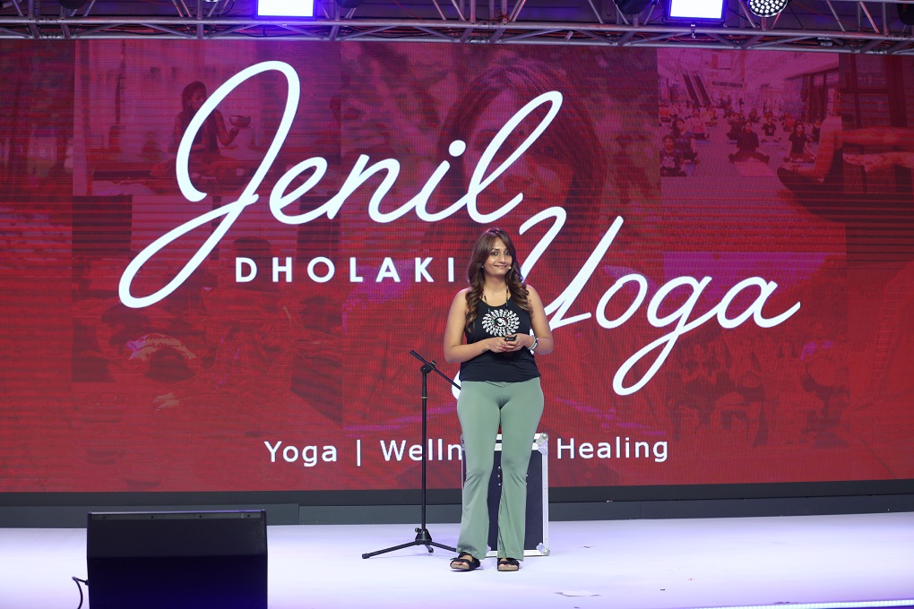 Delivering yoga talks to large audience